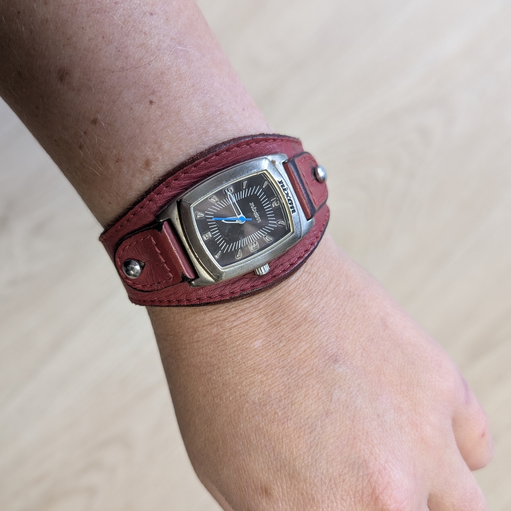 Red Leather Strap Wearable Watch